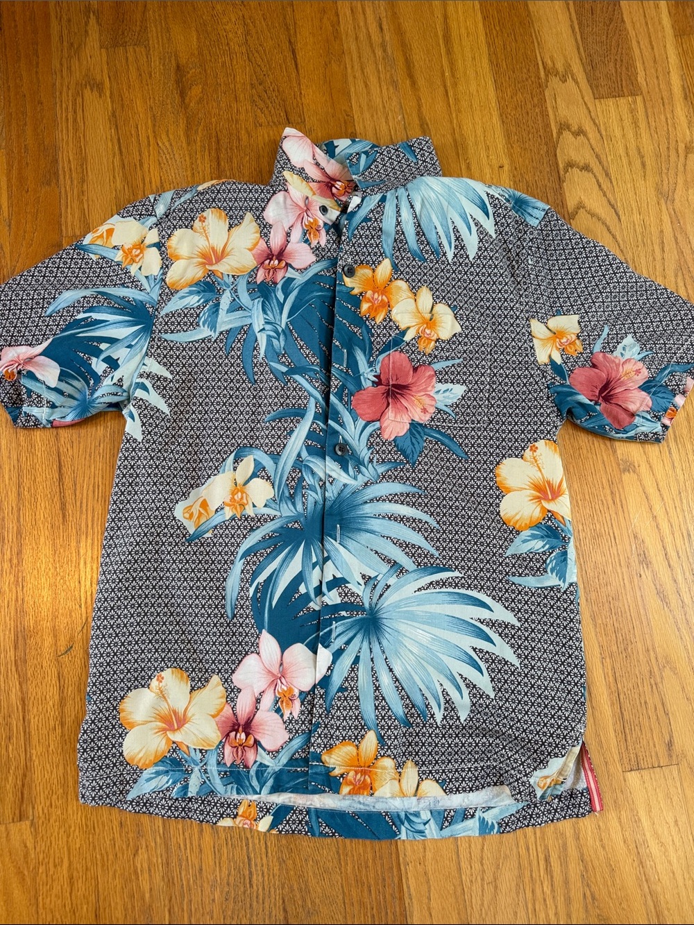 Tommy Bahama Blue Tropical Floral Button-Up